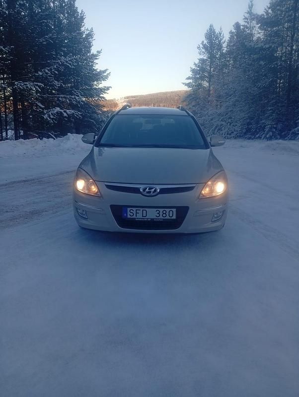 Begagnad Hyundai i30 126 HK (92 kW) 2009 Kombi