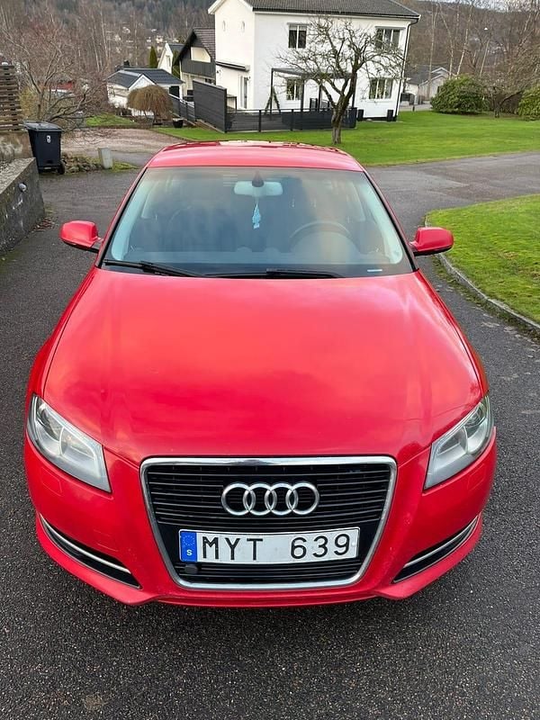Begagnad 2013 Audi A3 Sportback Halvkombi | 69 900 kr (Superpris) - Bild 1/4