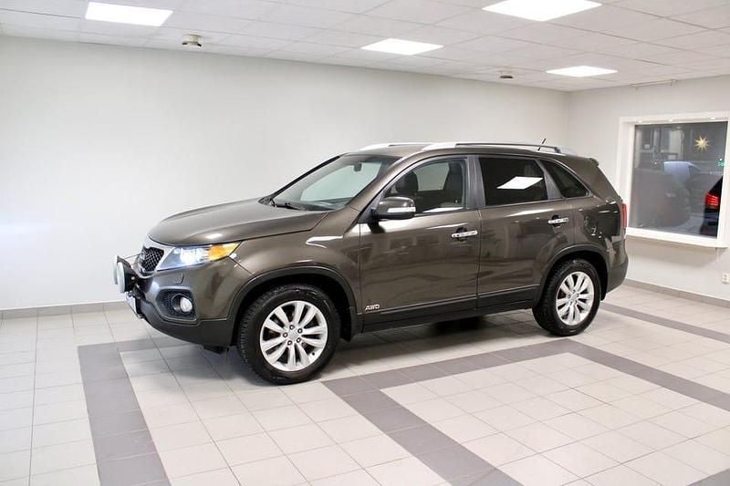 Brun Begagnad 2011 Kia Sorento EX SUV | 79 900 kr (Marknadspris) - Bild 1/4