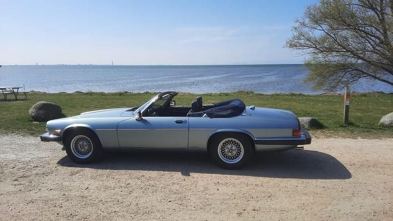 Begagnad Jaguar XJS S 266 HK (195 kW) 1990 Ljusblå Cab