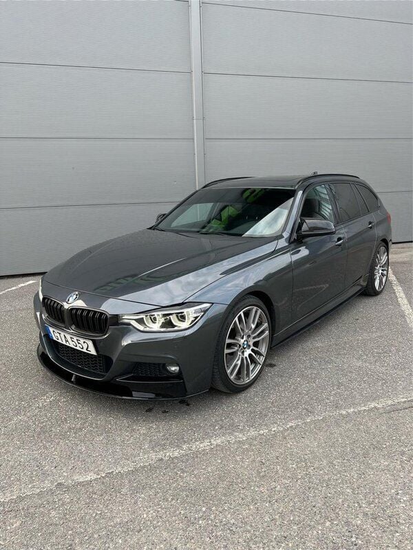 Grå Begagnad 2018 BMW 340 M Sport Kombi | 360 000 kr (Bra pris) - Bild 1/4