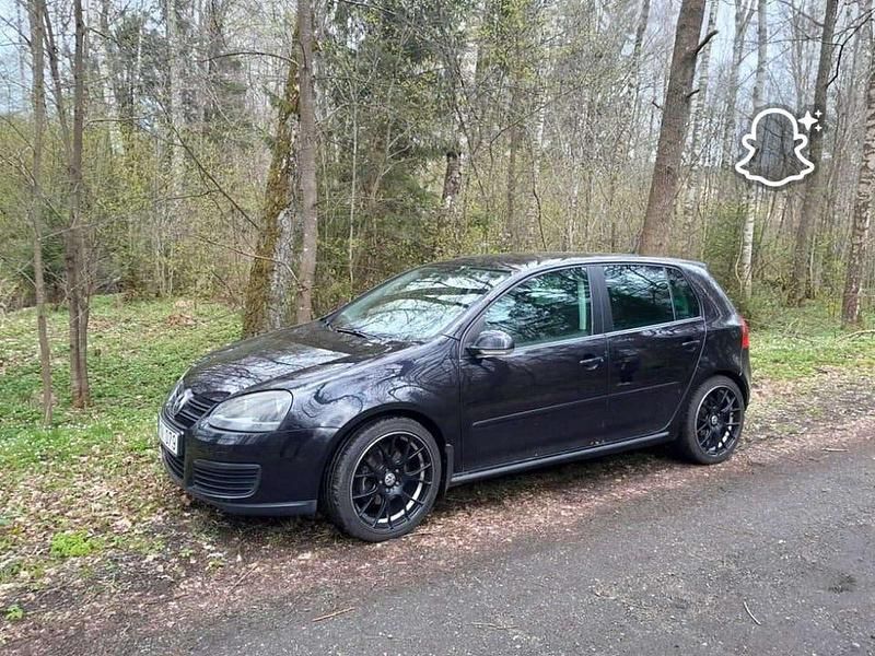 Begagnad 2008 VW Golf VI Halvkombi | 24 000 kr (Bra pris) - Bild 1/4