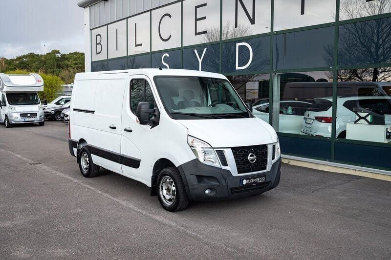 Vit Begagnad 2014 Nissan NV400 SV Van | 119 900 kr (Marknadspris) - Bild 1/4