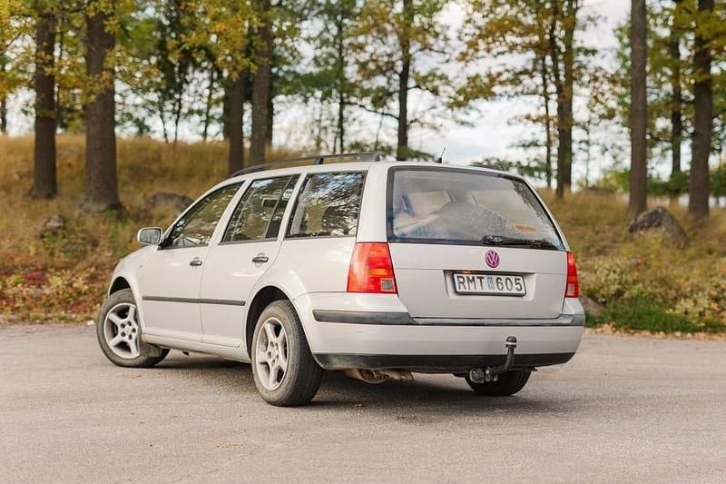 Begagnad VW Golf IV 101 HK (74 kW) 2000 Kombi