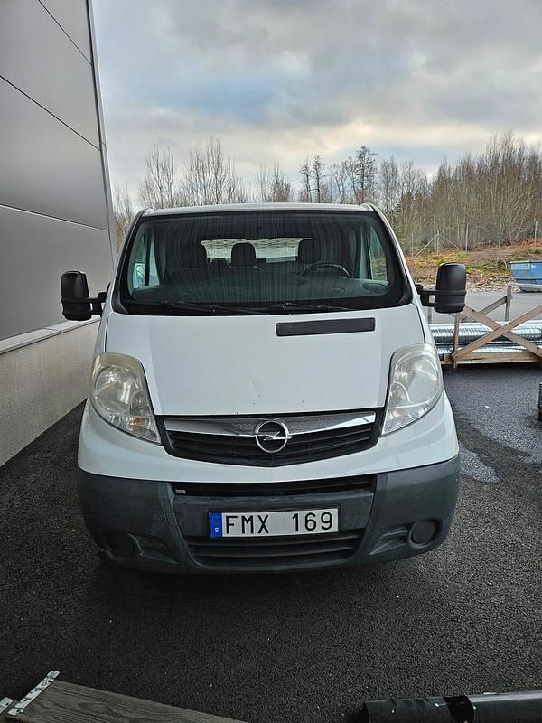 Begagnad 2011 Opel Vivaro Minibuss | 43 750 kr (Superpris) - Bild 1/4