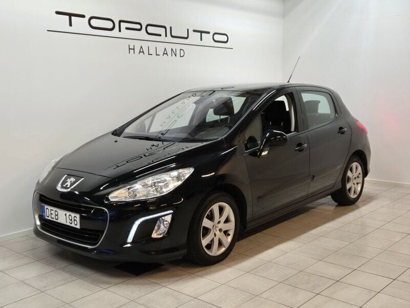 Svart Begagnad 2012 Peugeot 308 Halvkombi | 44 900 kr (Marknadspris) - Bild 1/4