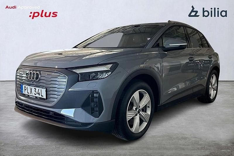 Grå Begagnad 2023 Audi Q4 e-tron Proline SUV | 389 000 kr (Marknadspris) - Bild 1/3