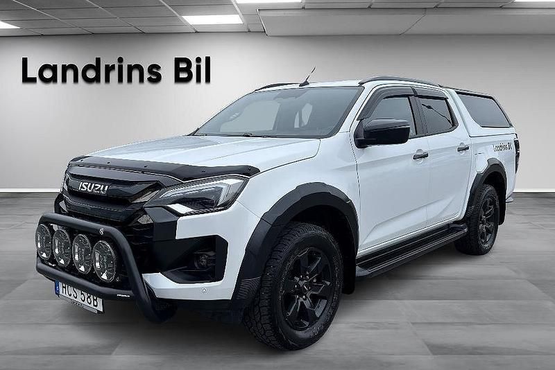 Vit (dolomite white pearl) Begagnad 2024 Isuzu D-Max Pickup | 799 875 kr - Bild 1/4