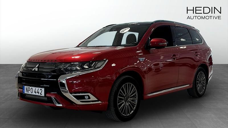 Begagnad Mitsubishi Outlander P-HEV 177 HK (130 kW) 2019 Röd Kombi
