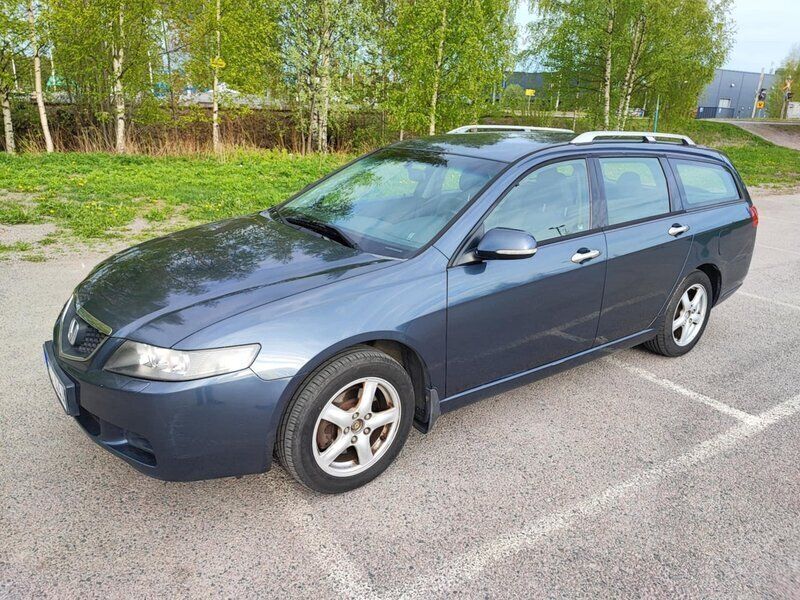 Grå Begagnad 2005 Honda Accord Kombi | 30 000 kr (Superpris) - Bild 1/4