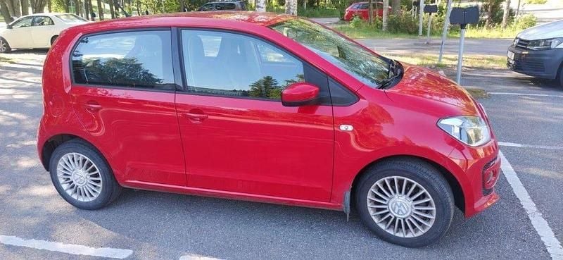 Begagnad 2014 VW up! high up! Halvkombi | 64 000 kr (Marknadspris) - Bild 1/4