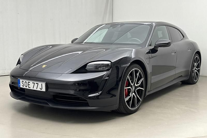 Svart Begagnad 2024 Porsche Taycan Sport Turismo Sedan | 849 000 kr - Bild 1/4