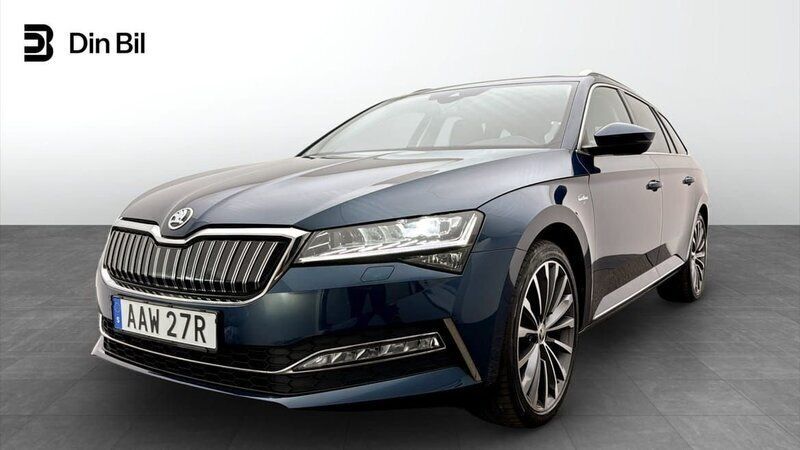 Blå Begagnad 2022 Skoda Superb Business Line Kombi | 374 900 kr (Lite dyr) - Bild 1/4