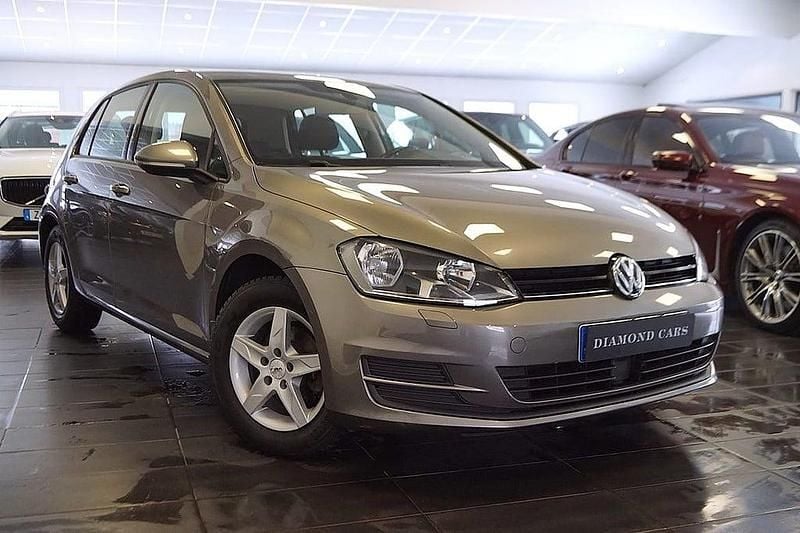 Begagnad VW Golf VII 106 HK (77 kW) 2014 Grå Halvkombi