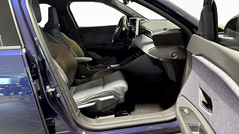 Ny Renault 5 E-Tech Techno 2026 Blå Halvkombi