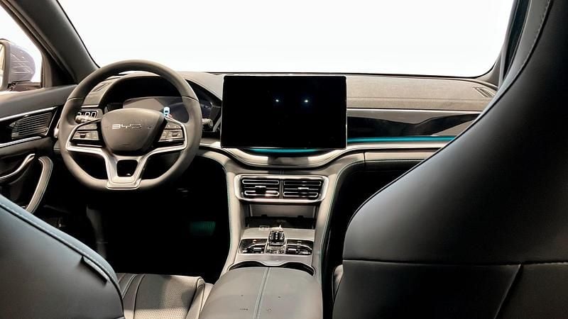 Ny BYD Seal U Boost 98 HK (72 kW) 2025 Svart SUV