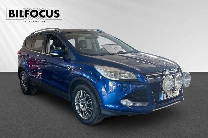 Blå Begagnad 2014 Ford Kuga Titanium SUV | 113 000 kr (Marknadspris) - Bild 1/4