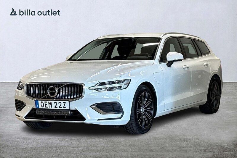Vit Begagnad 2022 Volvo V60 Kombi | 349 900 kr (Bra pris) - Bild 1/3