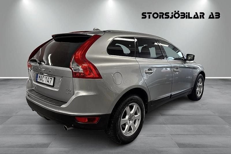 Begagnad Volvo XC60 Ocean Race 163 HK (119 kW) 2011 Silver SUV