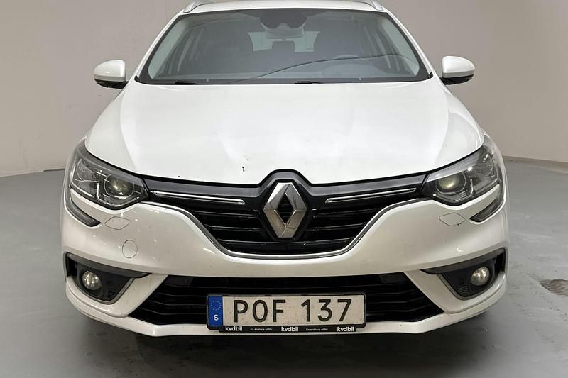 Begagnad Renault Mégane IV 110 HK (80 kW) 2017 Vit Kombi