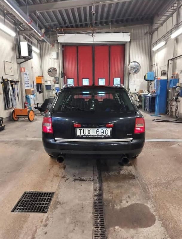 Begagnad Audi A6 170 HK (125 kW) 2003 Kombi