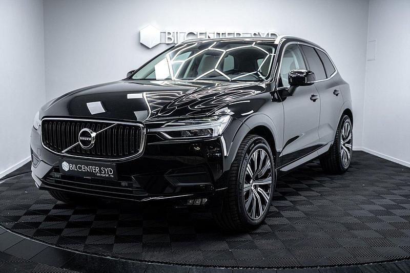 Svart Begagnad 2017 Volvo XC60 Momentum SUV | 279 900 kr (Lite dyr) - Bild 1/4
