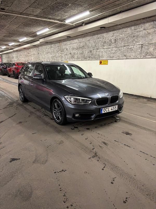 Begagnad BMW 118 150 HK (110 kW) 2016 Halvkombi