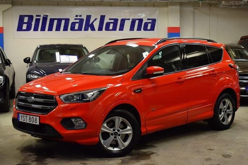 Begagnad Ford Kuga ST-Line 180 HK (132 kW) 2017 Röd SUV