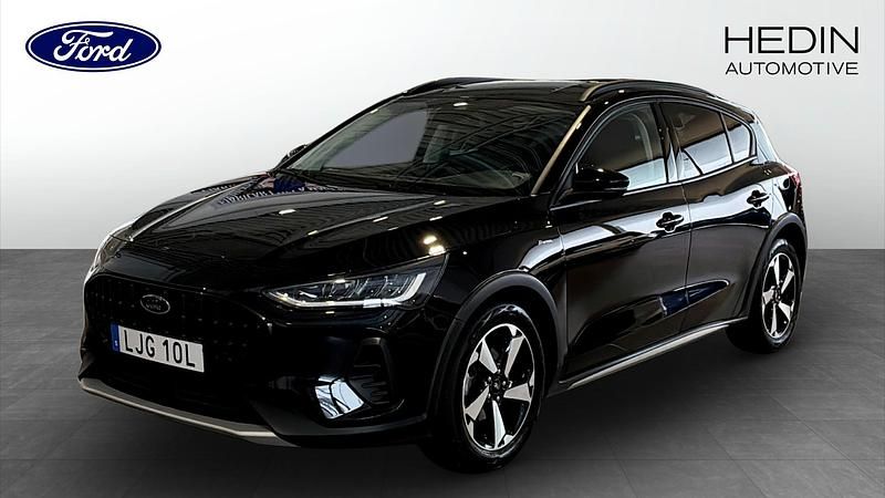 Begagnad Ford Focus Active 2022 Svart