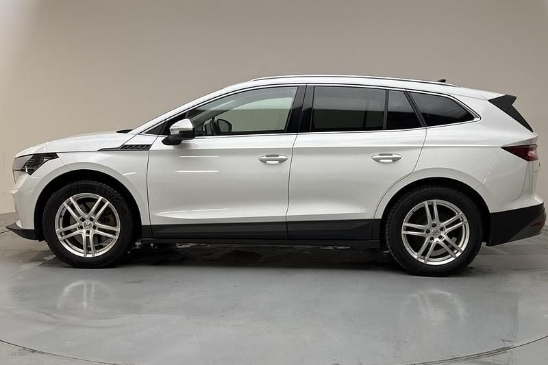 Begagnad Skoda Enyaq iV 150 kW (204 HK) 2023 Vit SUV
