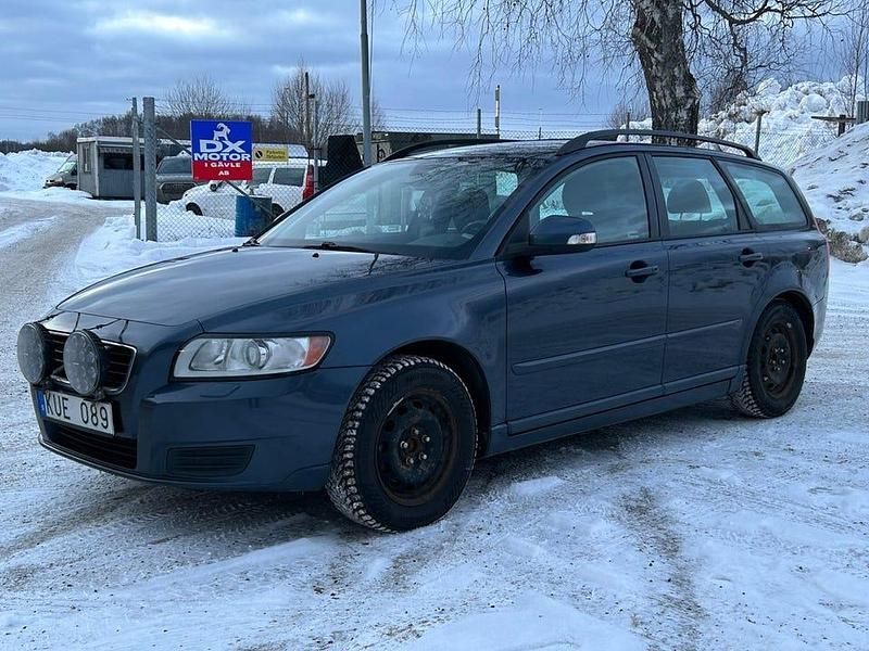 Begagnad Volvo V50 109 HK (80 kW) 2010 Blå Kombi