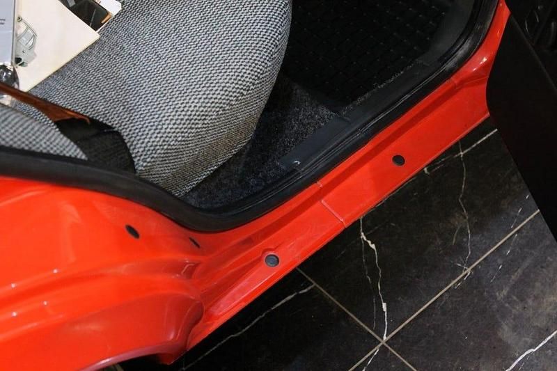 Begagnad Volvo 340 72 HK (52 kW) 1984 Röd Sedan