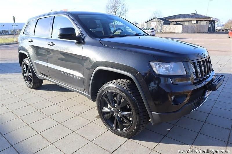 Begagnad Jeep Grand Cherokee 241 HK (177 kW) 2012 Svart SUV