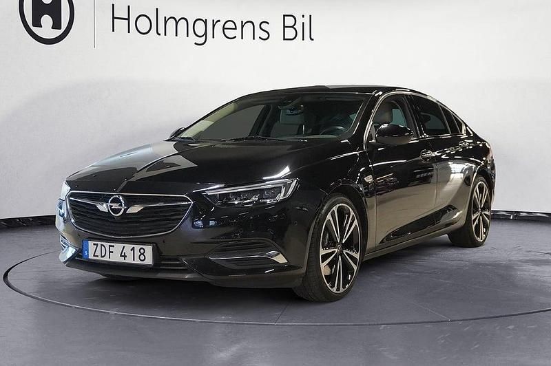 Begagnad Opel Insignia Sport 260 HK (191 kW) 2017 Svart Sedan