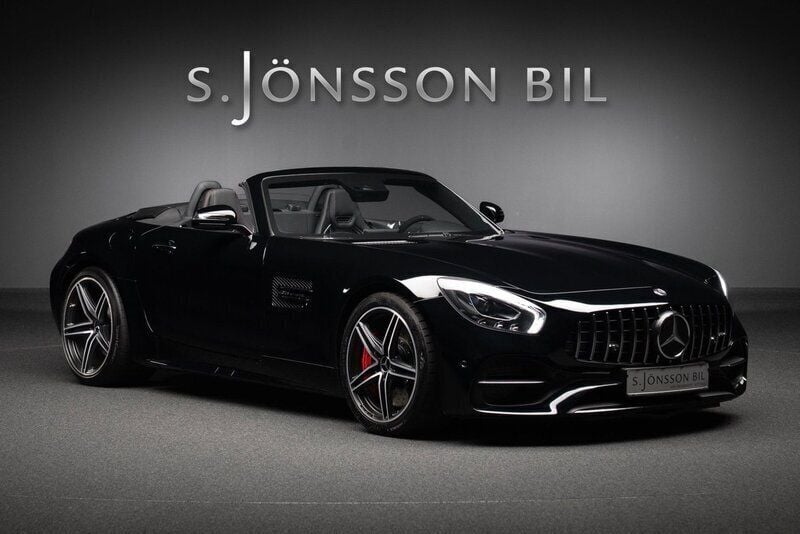 Svart Begagnad 2017 Mercedes AMG GT C AMG Sportkupé | 1 245 000 kr - Bild 1/4