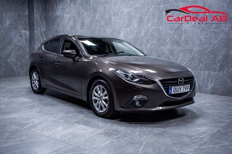 Brun Begagnad 2014 Mazda 3 Inclusive Halvkombi | 124 800 kr (Marknadspris) - Bild 1/4