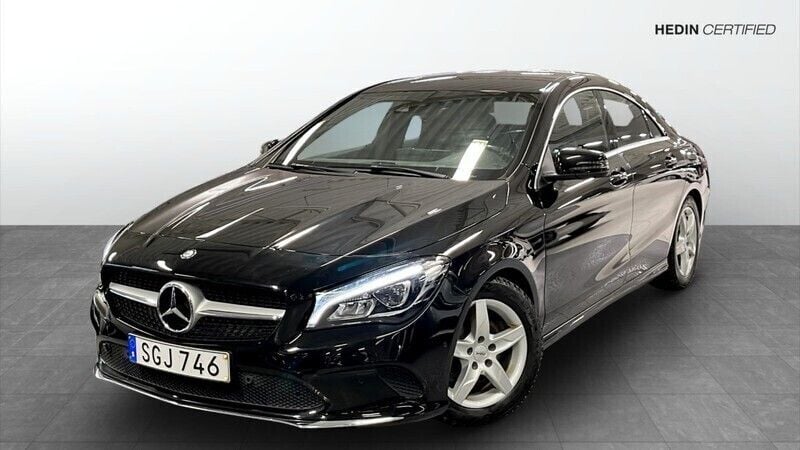 Svart Begagnad 2017 Mercedes CLA200 Sportkupé | 219 900 kr (Bra pris) - Bild 1/4