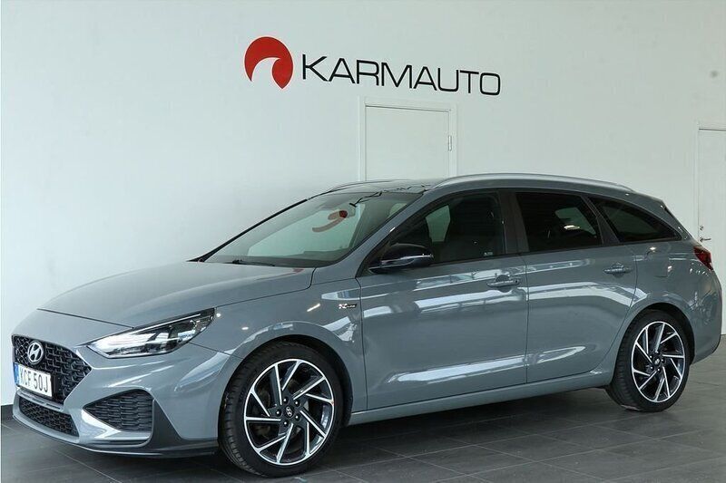 Grå Begagnad 2020 Hyundai i30 N Line Kombi | 179 900 kr (Superpris) - Bild 1/4