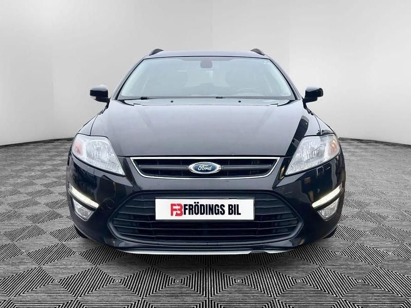 Begagnad Ford Mondeo Sport 161 HK (118 kW) 2014 Svart Kombi