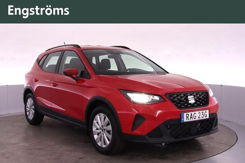 Röd Begagnad 2023 Seat Arona SUV | 189 000 kr (Marknadspris) - Bild 1/4