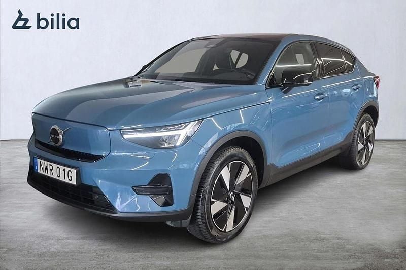 Blå Begagnad 2023 Volvo EC40 Single Motor Extended Range SUV | 409 000 kr (Marknadspris) - Bild 1/3