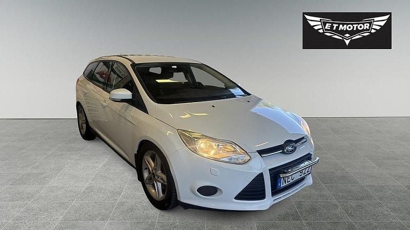 Vit Begagnad 2012 Ford Focus Trend Kombi | 48 900 kr (Bra pris) - Bild 1/4