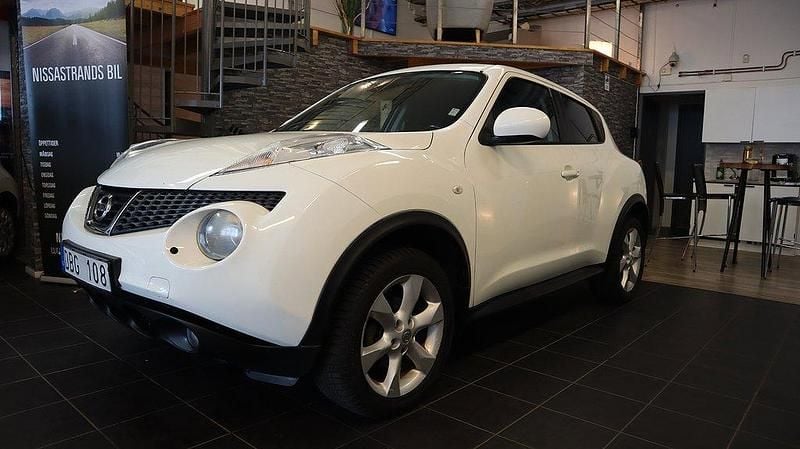 Vit Begagnad 2010 Nissan Juke SUV | 54 900 kr (Lite dyr) - Bild 1/4