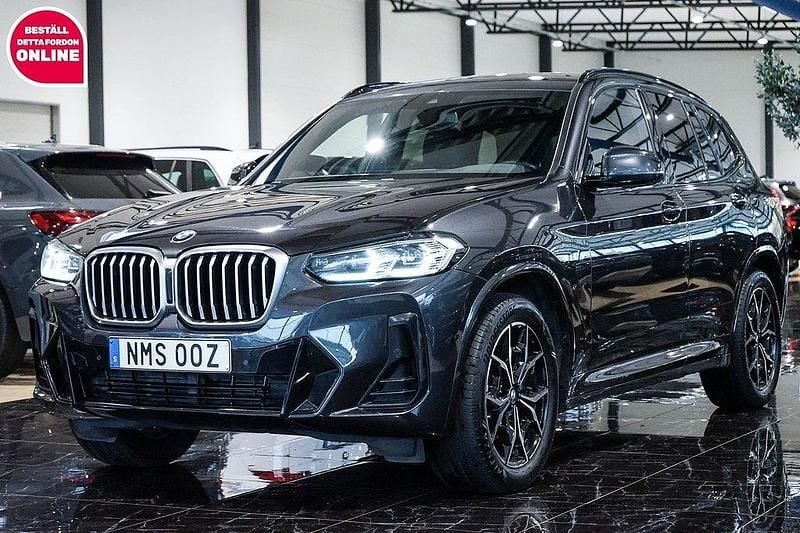 Grå Begagnad 2022 BMW X3 M Sport SUV | 449 500 kr (Marknadspris) - Bild 1/4