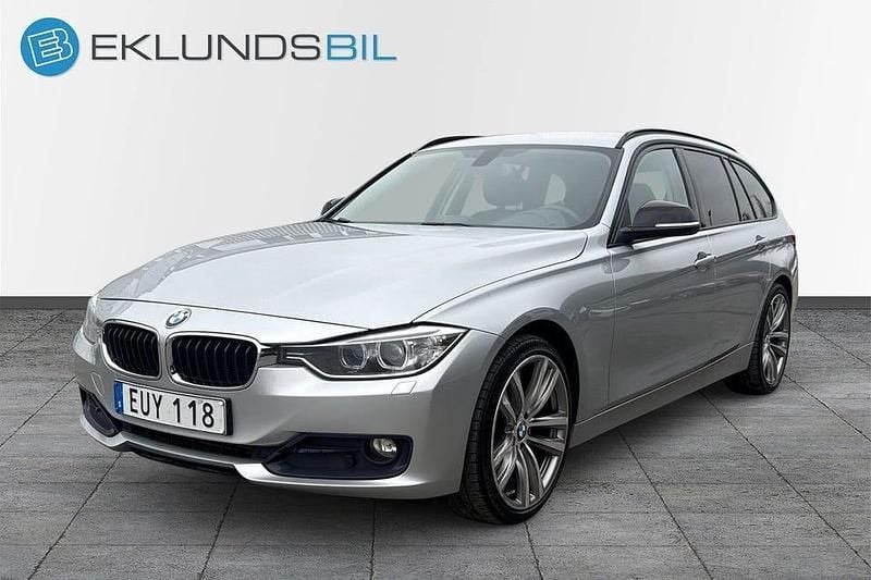 Begagnad BMW 320 Sport Line 184 HK (135 kW) 2015 Silver Kombi