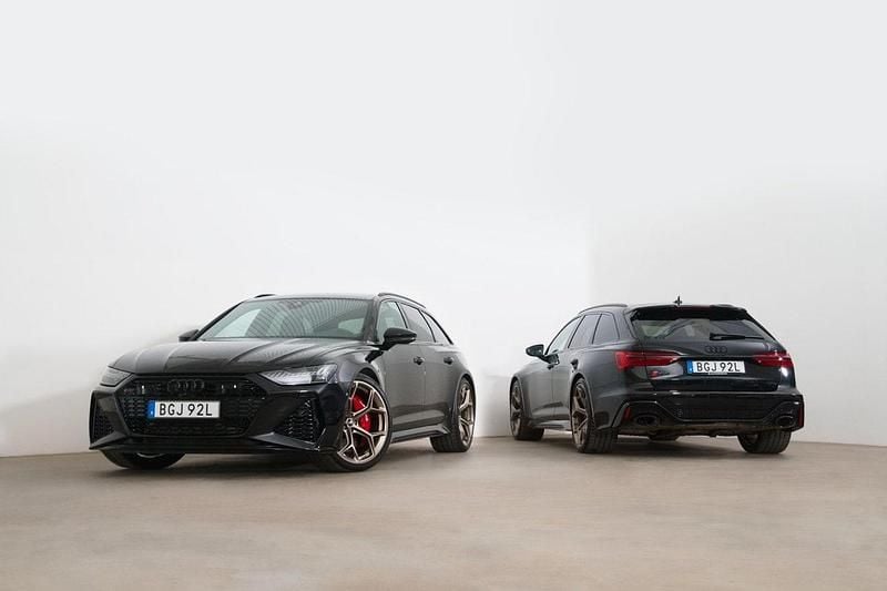Svart Begagnad 2023 Audi RS6 Performance Kombi | 1 449 000 kr (Dyr) - Bild 1/4