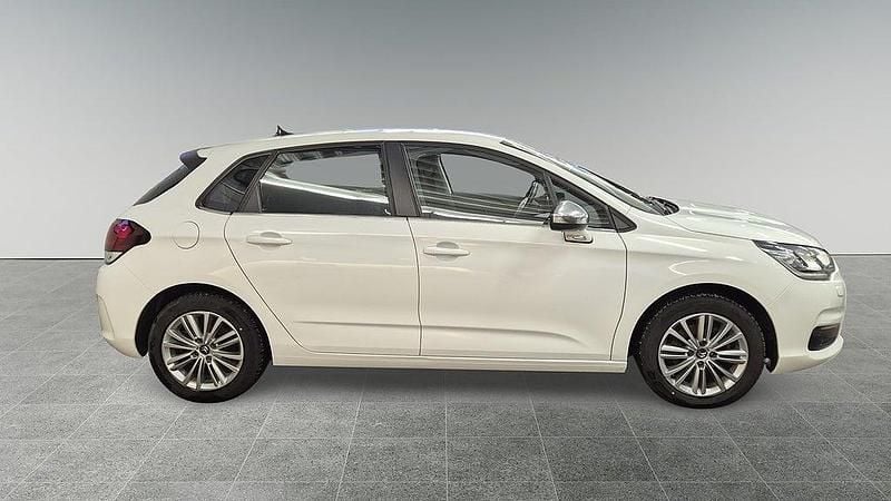 Begagnad Citroën C4 120 HK (88 kW) 2016 Vit Halvkombi