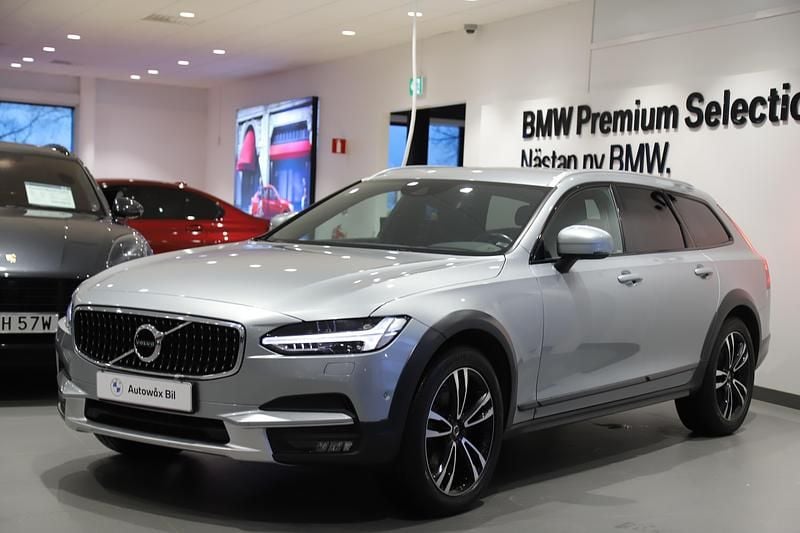 Begagnad Volvo V90 CC 238 HK (175 kW) 2018 Silver Kombi