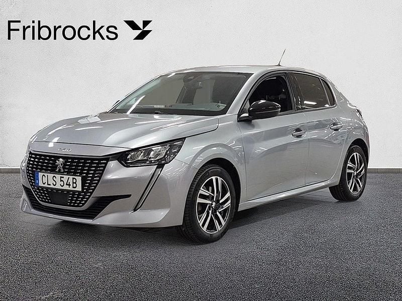 Grå Begagnad 2022 Peugeot 208 Allure Halvkombi | 179 800 kr (Marknadspris) - Bild 1/4