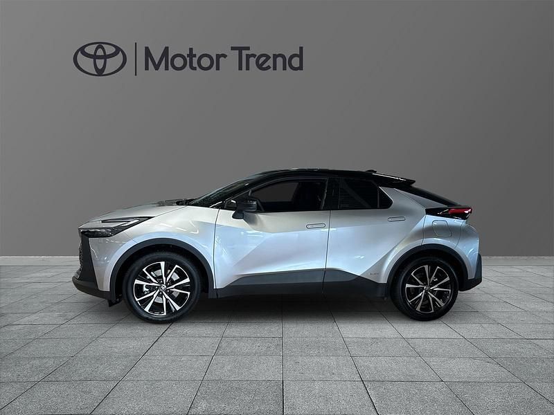 Ny Toyota C-HR Style 200 HK (147 kW) 2025 Silver SUV